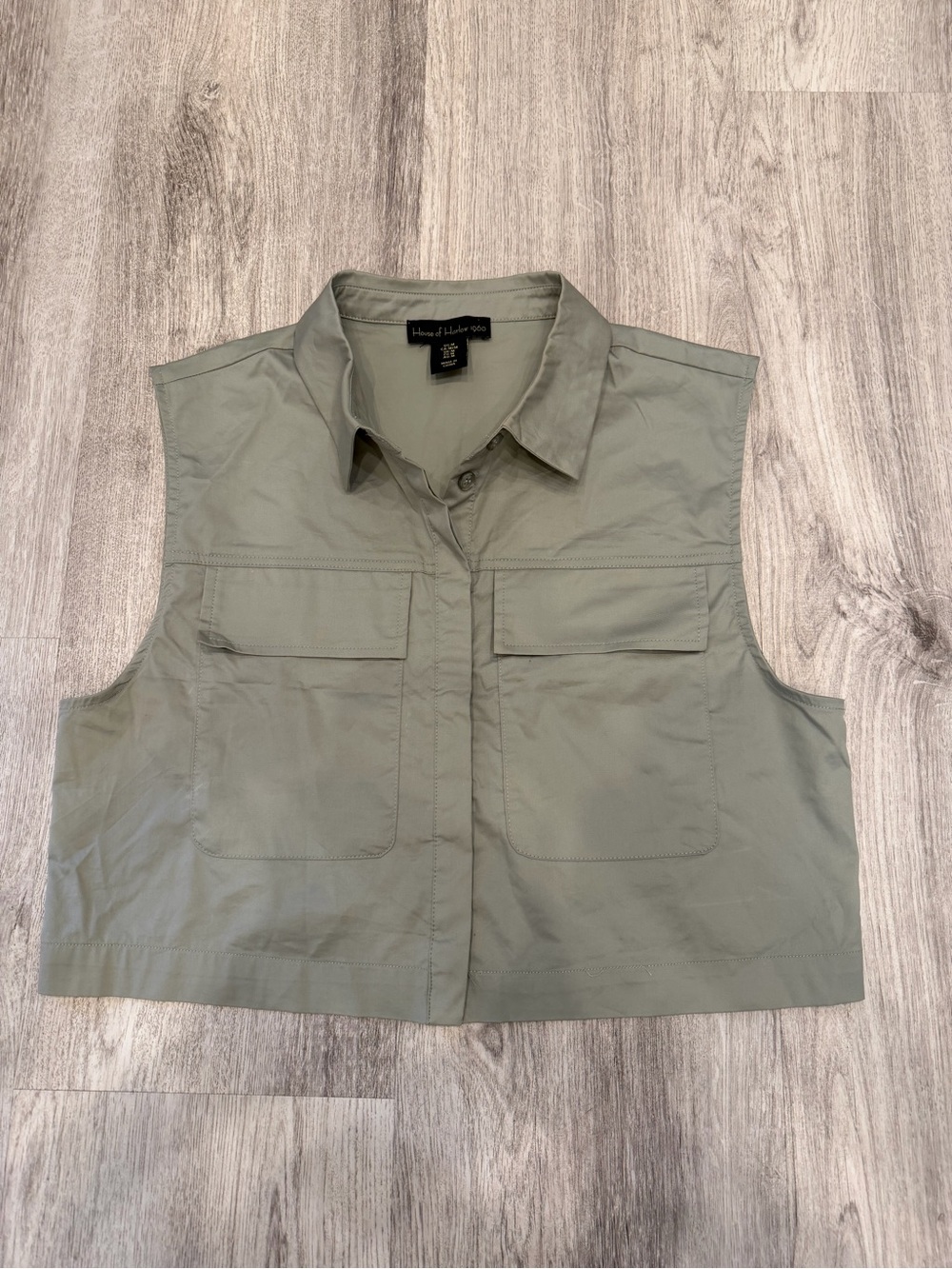 House of Harlow 1960 Medium Sage Green Cropped Utility Vest